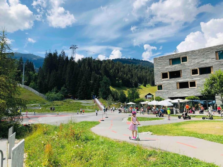 Modern Laax Apt, Swimming Pools, Wellness & Tennis Kültér fotó
